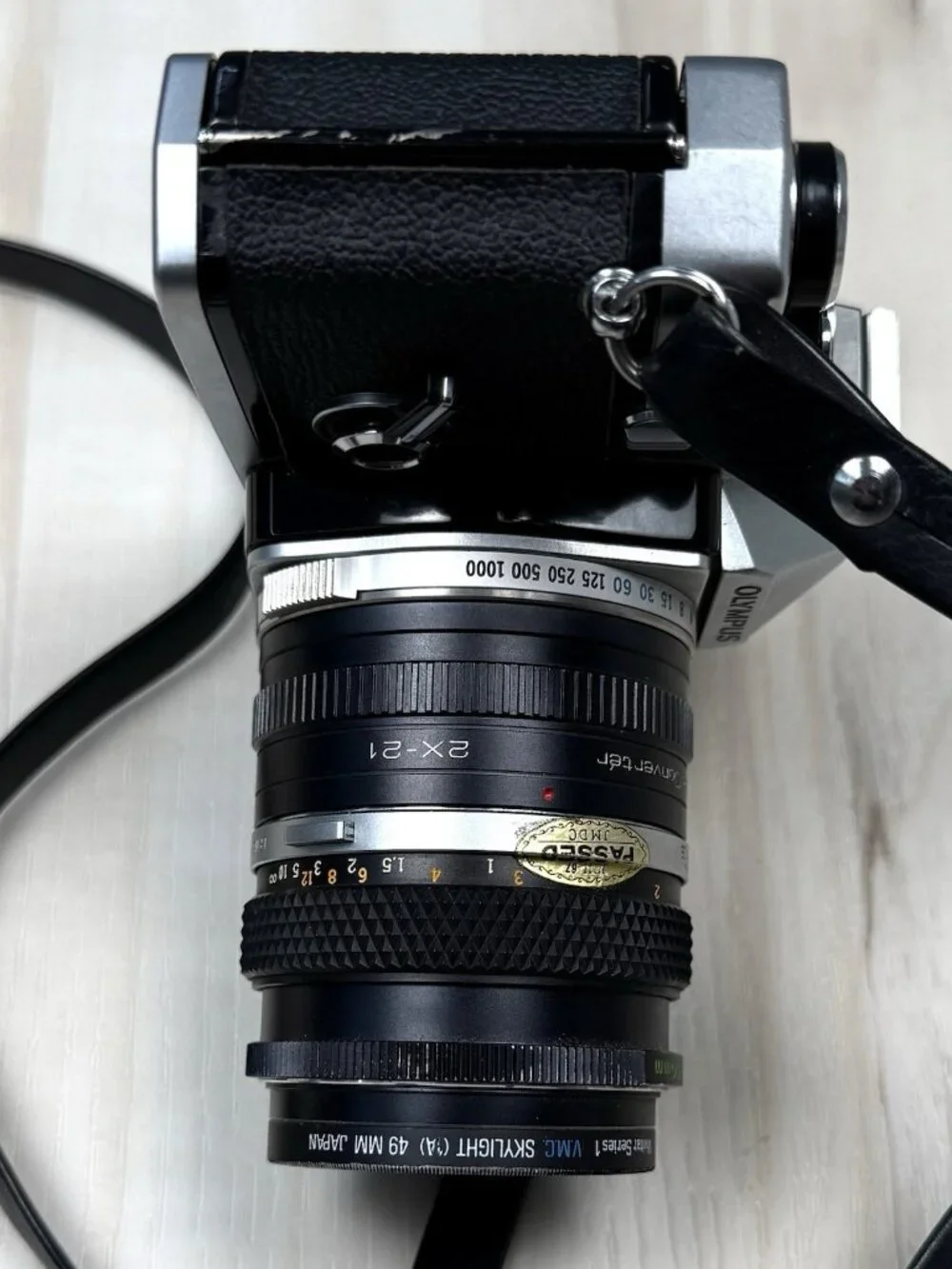 VTG OLYMPUS OM-2 SLR 35mm Film CAMERA w/ F-Zuiko 50mm f/1.8 Lens Strap UNTESTED